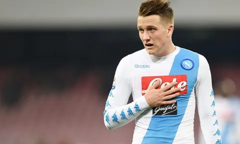 Sắp mất Ramsey, Arsenal quyết tậu sao Napoli về thay thế
