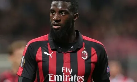 Người đại diện bom xịt Chelsea lên tiếng về khả năng rời AC Milan