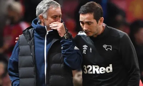 Mourinho tiết lộ điều tâm sự với Lampard sau trận thua Derby County