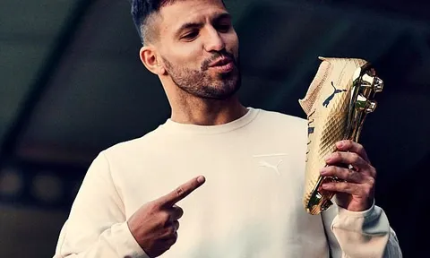 Aguero nhận giày dát vàng nhân ngày lập kỷ lục mới