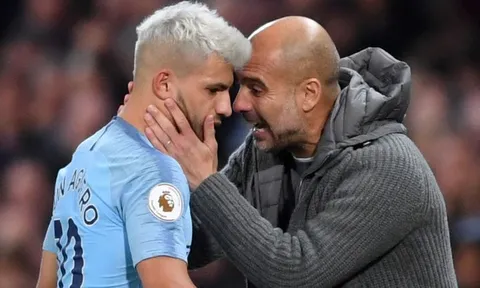Aguero tiết lộ lý do dẫn đến hành động 'lạ' khi đối đầu M.U
