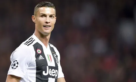 "Ai nói Ronaldo phải lo lắng trước Man Utd?"