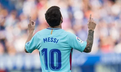 Alaves 0-2 Barca: Lần đầu tiên của Paulinho