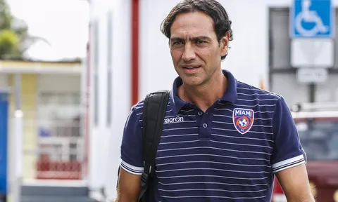 Alessandro Nesta chuẩn bị 'lên rank' tại xứ cờ hoa