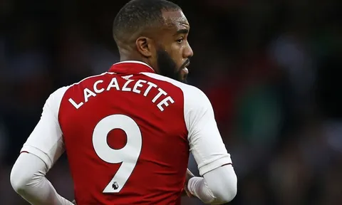 Alexandre Lacazette - Người hóa giải lời nguyền "số 9" ở Arsenal?