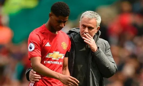 Mourinho và 3 cầu thủ MU khiến tương lai Rashford trở nên mù mịt?