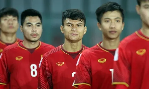 Ăn mừng Văn Đức ghi bàn, sao U23 Việt Nam suýt tái phát chấn thương