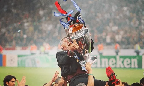 Ancelotti trở lại Milan, tại sao không?