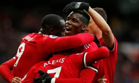 Andy Cole lên tiếng, khuyên "bom xịt" Man Utd học Rashford một điều