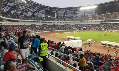 Giẫm đạp sau trận đấu bóng đá ở Angola, ít nhất 5 người tử vong