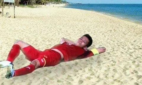 Ảnh chế Văn Quyết nằm sân đầy THẦN THÁI tràn ngập trên mạng xã hội