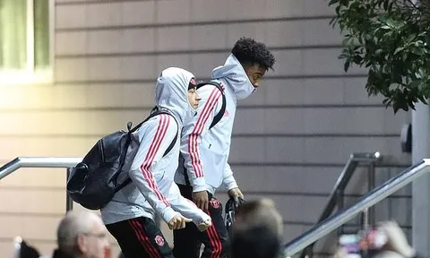 Man Utd hội quân, sao trẻ háo hức chờ Solskjaer trao cơ hội