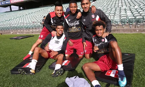 Ánh nắng chói chang tại New Zealand không làm Peru nản lòng