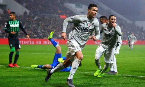 Nã đại bác bằng đầu, Ronaldo 'copy' pha ăn mừng nổi tiếng của đồng đội