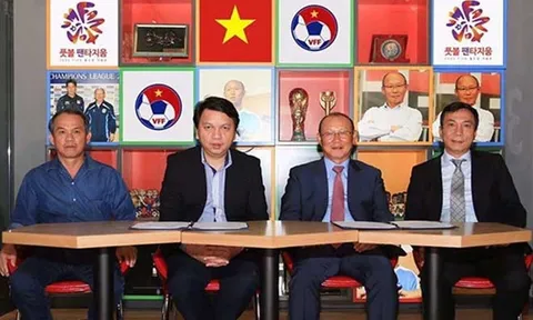 Tiết lộ hợp đồng giữa VFF và thầy của Park Ji Sung