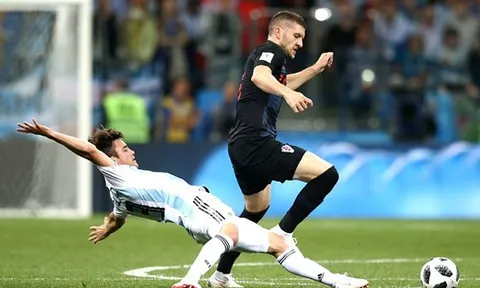 Bí mật đằng sau quyết định chiêu mộ Perisic và Rebic của Mourinho