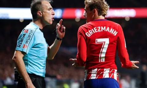 Antoine Griezmann mất tích trước hàng thủ Real Madrid