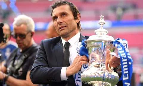Antonio Conte rút lui khỏi cuộc đua vào 'Nhà Trắng'
