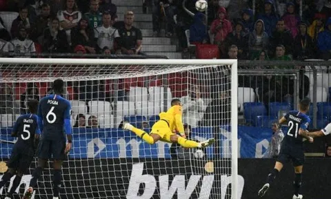 Areola hóa "thánh", Pháp rời Allianz Arena với 1 điểm đầy may mắn
