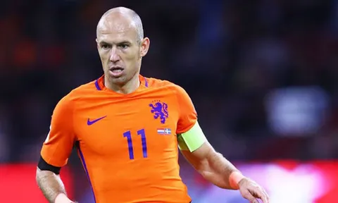 Arjen Robben từ giã sự nghiệp quốc tế