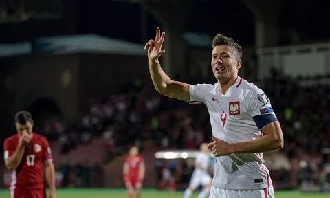 Armenia 1-6 Ba Lan: Ngày Robert Lewandowski đi vào lịch sử