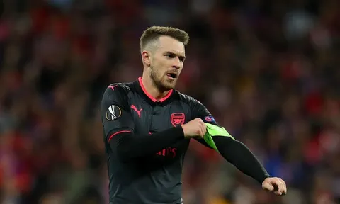 'Arsenal cần trao bằng đội trưởng và giữ Ramsey'