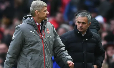 Arsenal tan tác: Wenger vẫn mơ vô địch, không quên đá đểu Tottenham