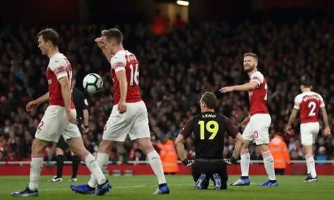 Arsenal sẽ trắng tay trước Liverpool vì "thảm họa" phòng ngự