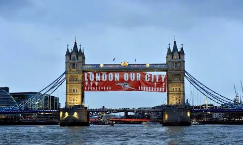 Arsenal và nỗi khổ trước derby: Bắc London màu gì?