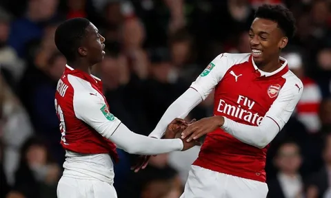 Arsenal và Man City phải đá lại League Cup?