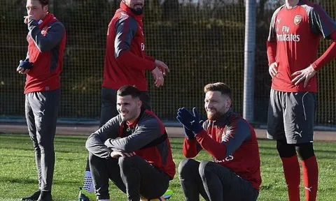 Arsenal xếp hình trên sân tập, sẵn sàng vượt ải Burnley