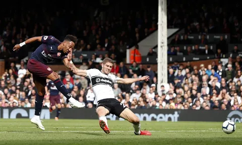 Arsenal xứng đáng là ông vua của thành London