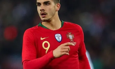 Andre Silva và lời khẳng định trước người Italia