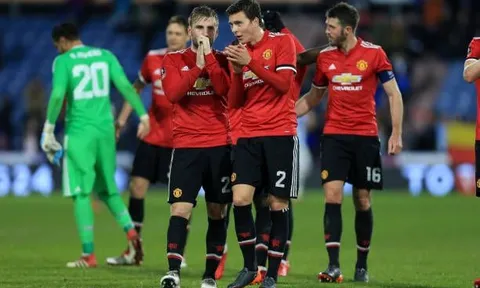 Đây, 2 yếu huyệt Mourinho cần cải thiện trước khi quá muộn