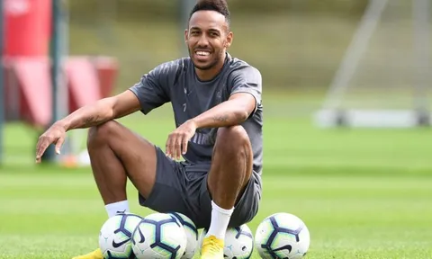 Aubameyang nhận án phạt sau khi phóng xe 159 km/h ở đường phố London