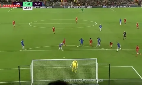 Kiến tạo cho Salah ghi bàn, Bakayoko bị gọi là nỗi nhục