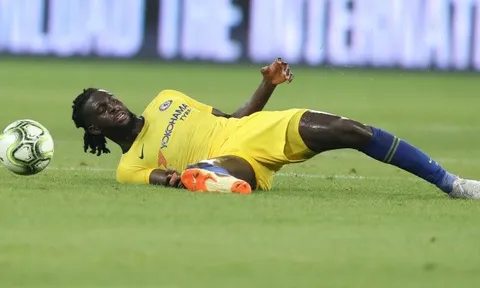 Bakayoko và câu chuyện chưa kể về cái chân gãy thời thơ ấu!