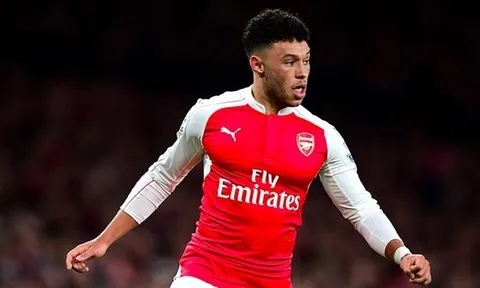 Bán Chamberlain, Wenger sẽ trả giá đắt