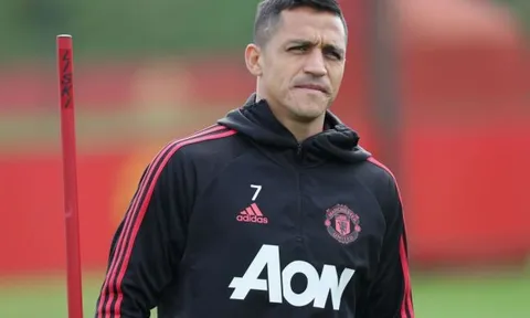 Sanchez chấn thương, fan Man Utd phản ứng bất ngờ