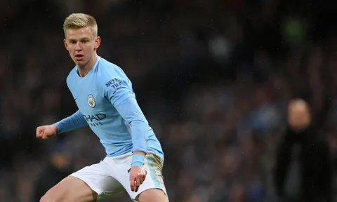 Oleksandr Zinchenko: Một bước lùi vì mười bước tiến