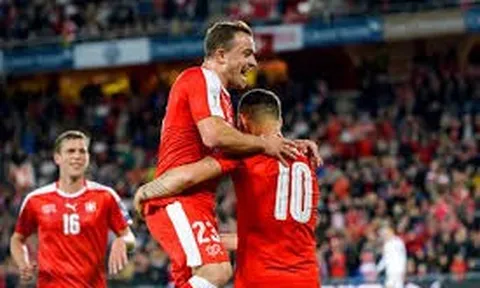 Bàn thắng 'trời cho' của Xhaka vs Hungary