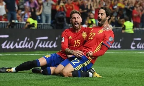 Báo chí quốc tế vẫn chưa hết 'sôi sục' với màn trình diễn của Isco trước Italy