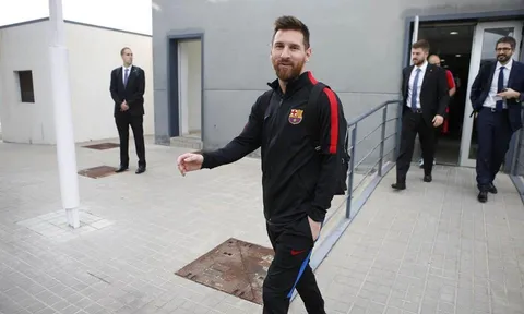 Barca hành quân đến Madrid, Messi hiên ngang đi đầu