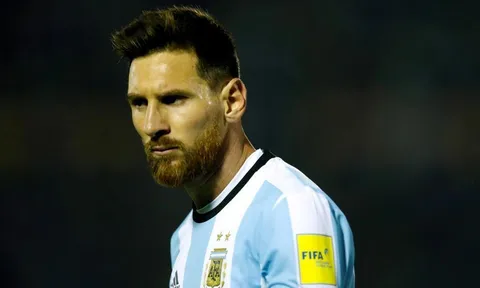 Barca lo ngại Messi không ký hợp đồng mới