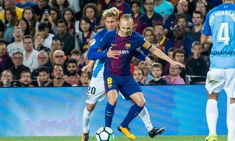 Barcelona chỉ mới hay, chứ không hoàn hảo