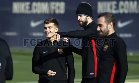 Barcelona lao vào tập luyện sau trận hòa tức tưởi trước Valencia