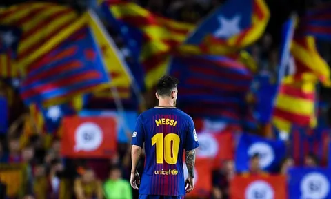 Barcelona sẽ chuyển sang thi đấu ở… Premier League?