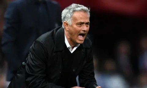 Bất chấp thảm bại, HLV Mourinho vẫn tuyên bố 'cứng' về Man Utd