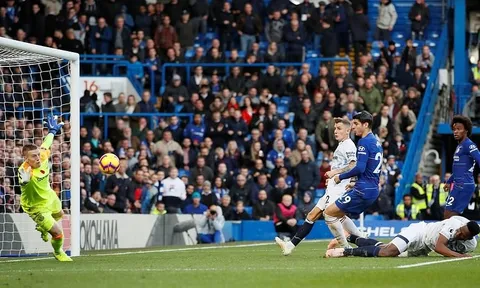 Bất lực trước Pickford và... cột dọc, Chelsea bị Everton cầm hòa trên sân nhà