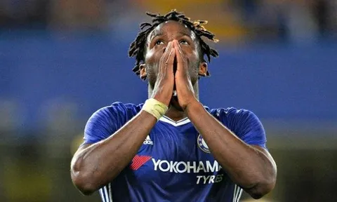 Batshuayi - Cầu thủ không còn nằm trong kế hoạch của Conte